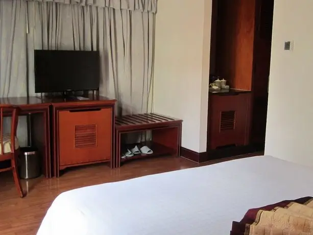 First Hotel Ho Chi Minh City 