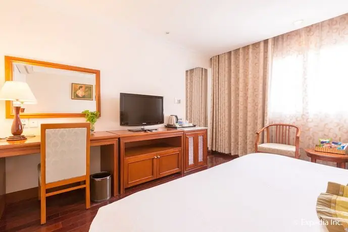 First Hotel Ho Chi Minh City 