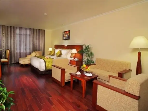 First Hotel Ho Chi Minh City 