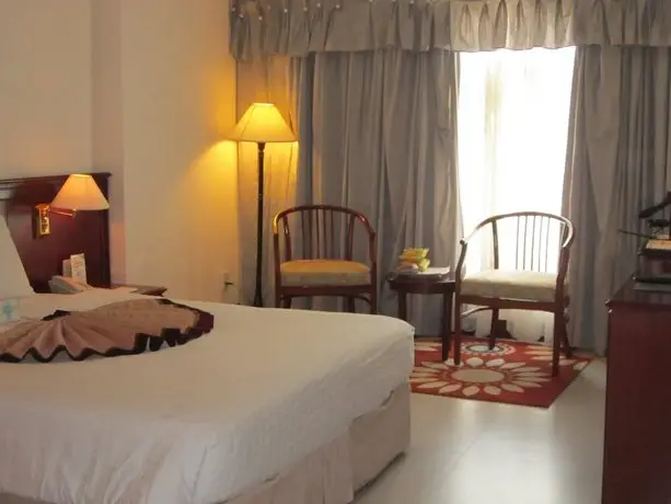 First Hotel Ho Chi Minh City 