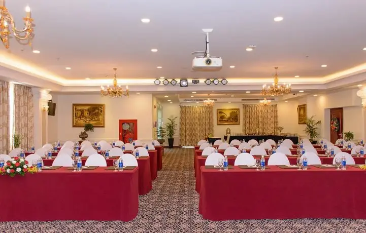 Grand Hotel Saigon 