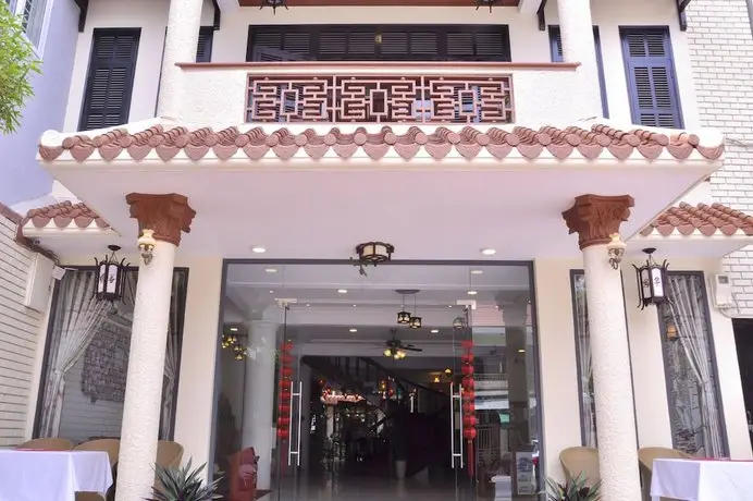 Nhi Nhi Hotel 