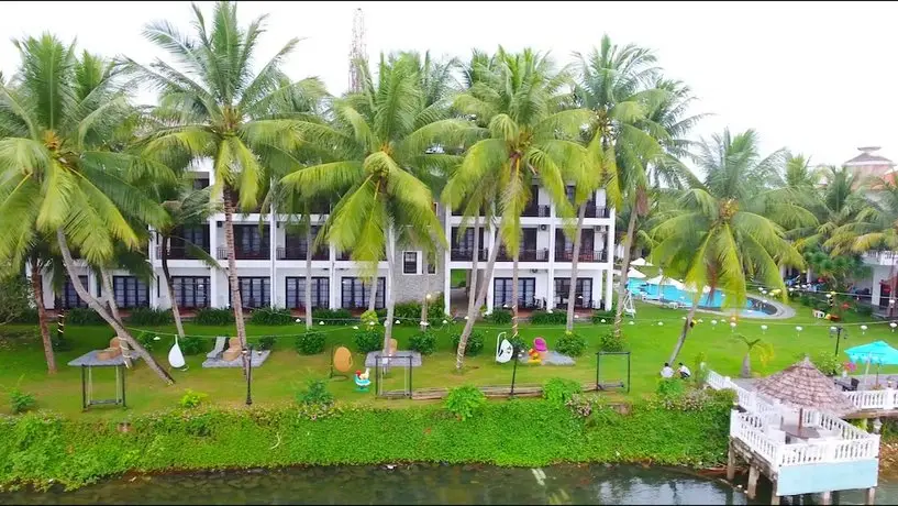 River Beach Resort & Residences 