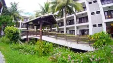 River Beach Resort & Residences 