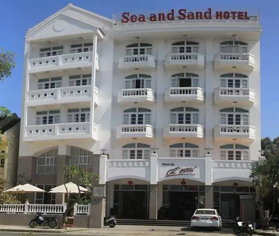 Sea and Sand Hotel 