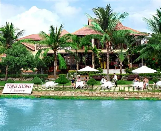 Vinh Hung Riverside Resort & Spa 