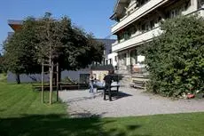 Backpackers Villa Sonnenhof - Hostel Interlaken 