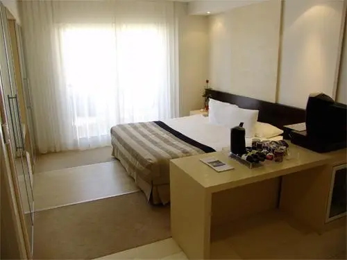 Sisus Hotel 