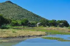 Tau Game Lodge 