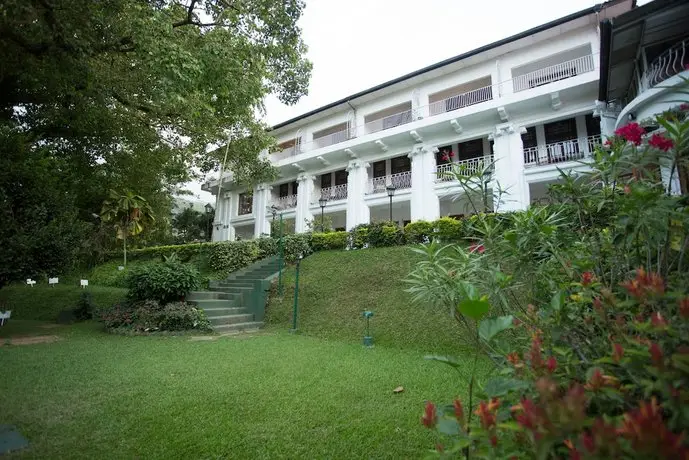 Hotel Suisse Kandy 