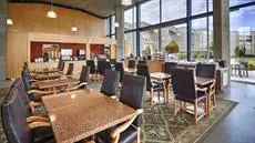 Best Western Plus Kelowna Hotel & Suites 