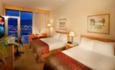 Best Western Plus Kelowna Hotel & Suites 