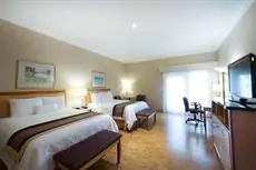 Best Western Plus Kelowna Hotel & Suites 