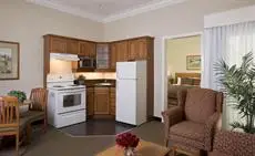 Best Western Plus Kelowna Hotel & Suites 