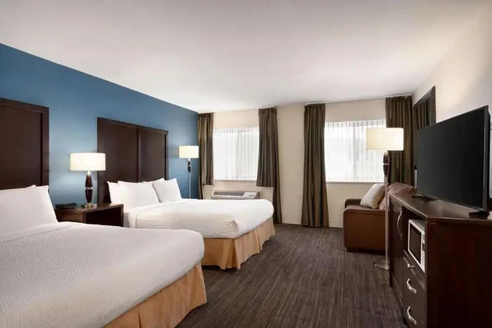 Days Inn by Wyndham Kelowna 