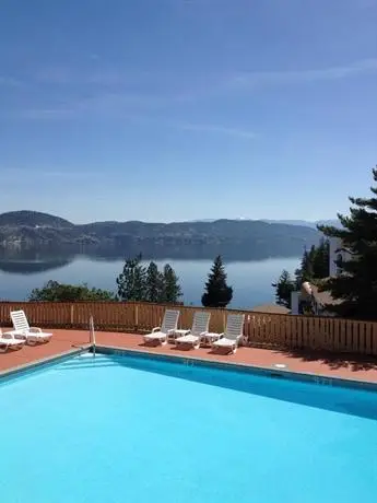 Lake Okanagan Resort 