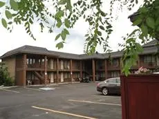 North Pointe Inn and Suites 