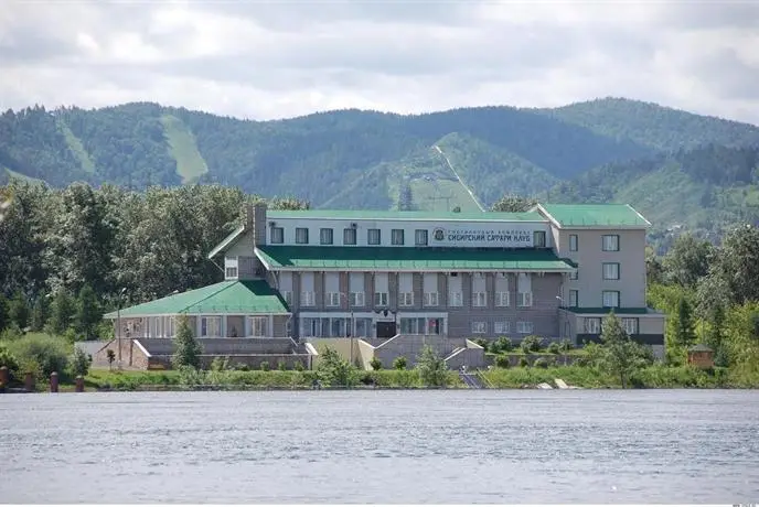 Siberian Safari Club Hotel 