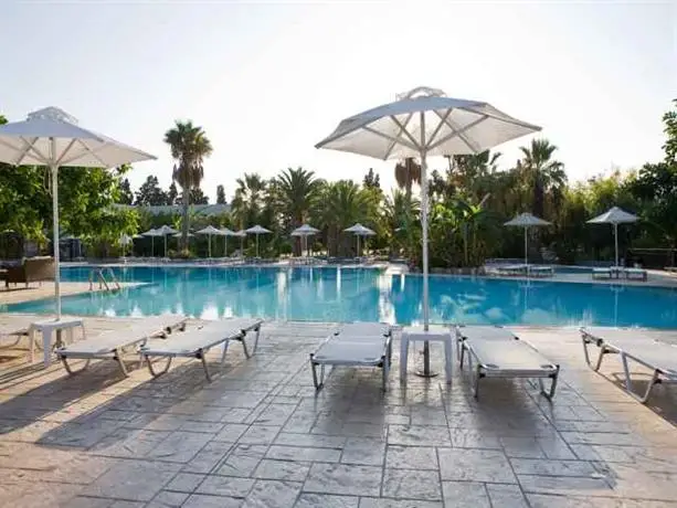 Sun Palace Hotel Resort & Spa 