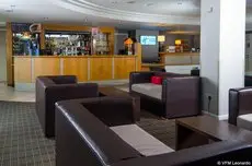 Holiday Inn Express London Luton Airport 