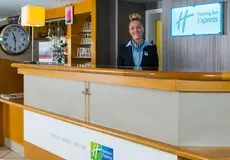 Holiday Inn Express London Luton Airport 