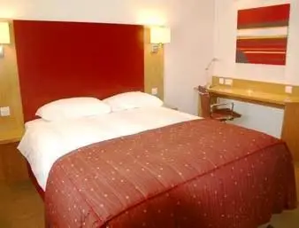 Premier Inn Luton Town Centre Hotel 