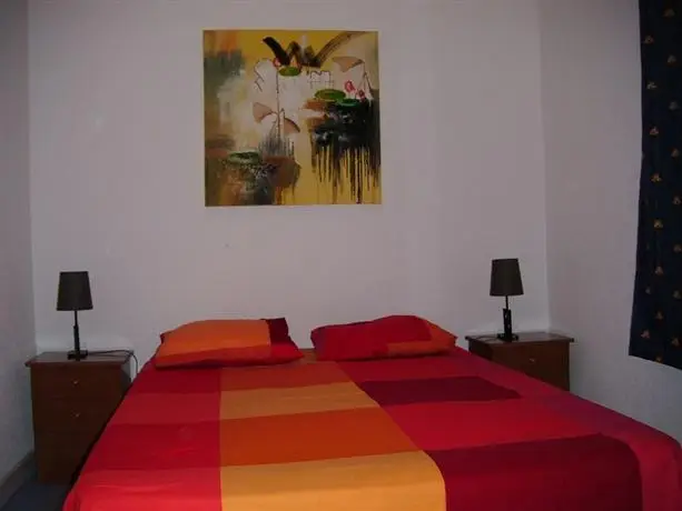 Puerta del Sol Rooms 