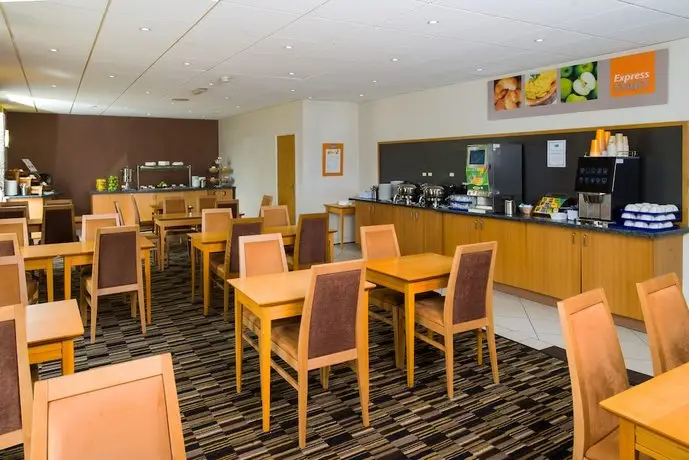 Holiday Inn Express Manchester East 