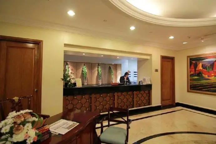 Oxford Suites Makati