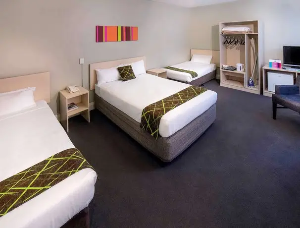 Ibis Styles Kingsgate Hotel 