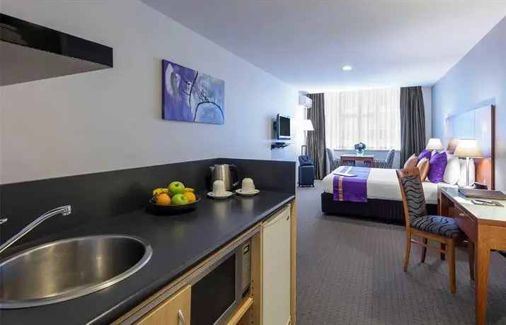 Park Regis Griffin Suites