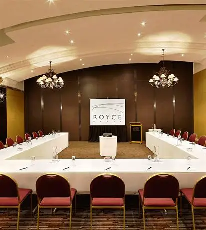 Royce Hotel