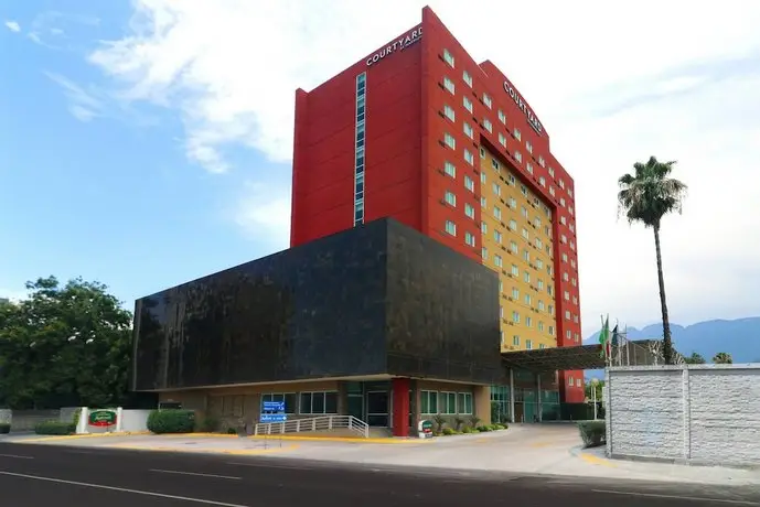 Courtyard Monterrey San Jeronimo/Valle