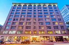 Le Square Phillips Hotel & Suites 