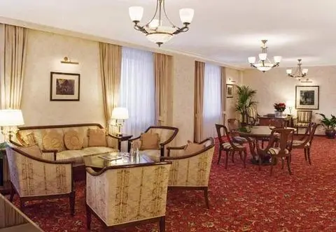 Moscow Marriott Royal Aurora Hotel 