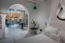 Kivotos Luxury Boutique Hotel 