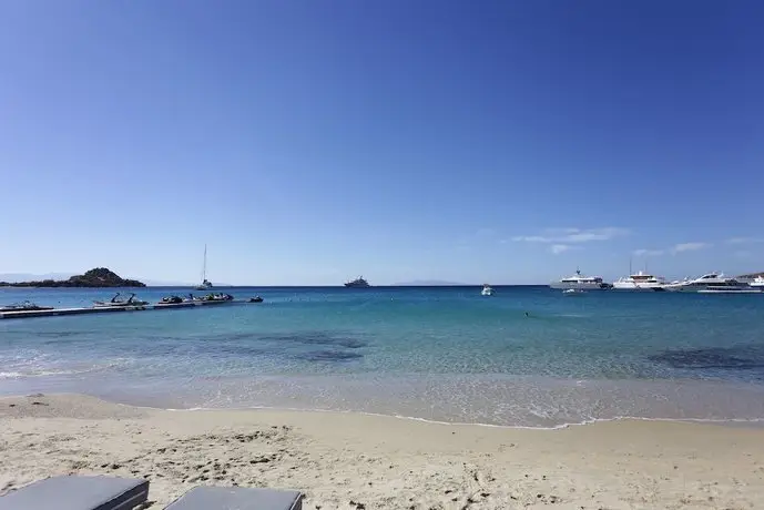 Mykonos Palace Beach Hotel 