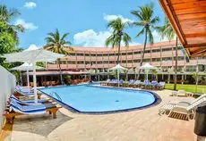 Paradise Beach Hotel 