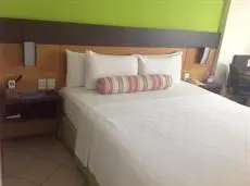 Quality Suites Natal Ponta Negra Hotel 