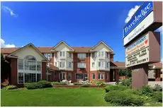 Travelodge by Wyndham Niagara Falls Bonaventure 