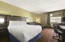 Days Inn by Wyndham Ottawa 