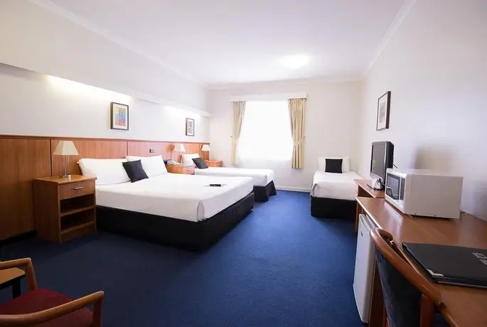 Comfort Hotel Perth City 