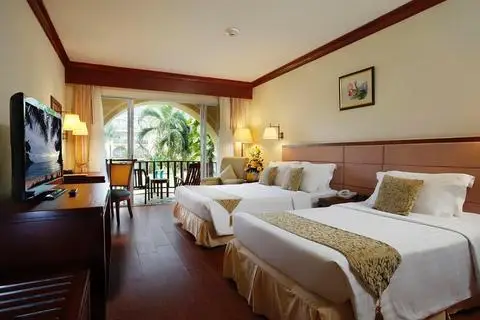 Phuket Graceland Resort & Spa 