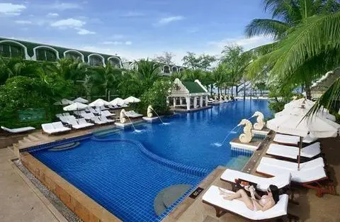 Phuket Graceland Resort & Spa 