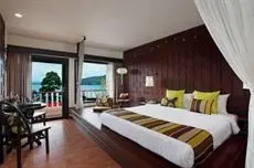 Aquamarine Resort & Villa 