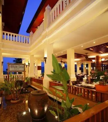 Aquamarine Resort & Villa 