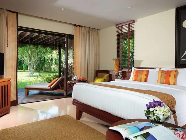 Movenpick Resort & Spa Karon Beach Phuket 