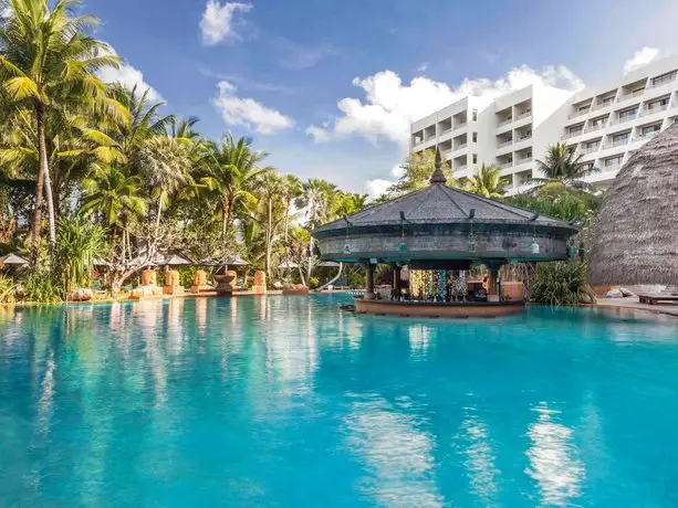 Movenpick Resort & Spa Karon Beach Phuket 