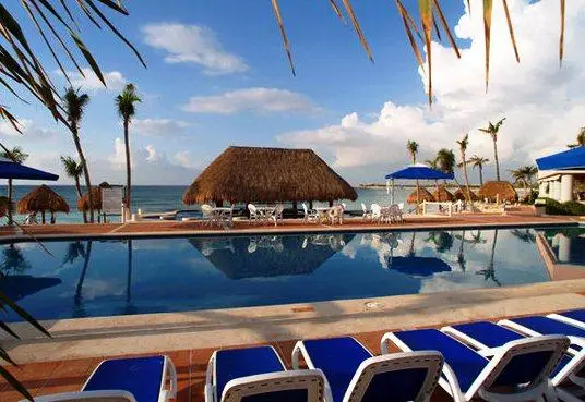 Omni Puerto Aventuras Beach Resort 