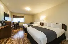 Hotel & Suites Le Dauphin Quebec 